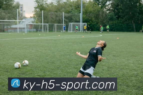 进攻火力全开泰森高效21分阿伦贡献全能表现助力球队胜利